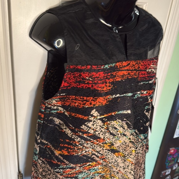 NWT Hunter Bell New York Beatrice Top in Mosaic Shimmer Fashion Designer Size 4 - Picture 2 of 11